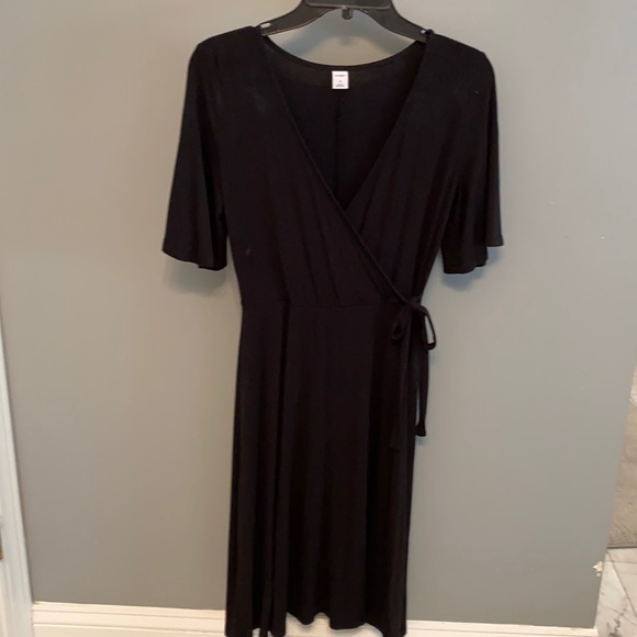 NWOT Old Navy wrap dress